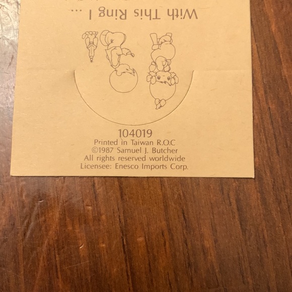 A Precious Moments Porcelain Figurine With This Ring I... - Picture 11 of 16